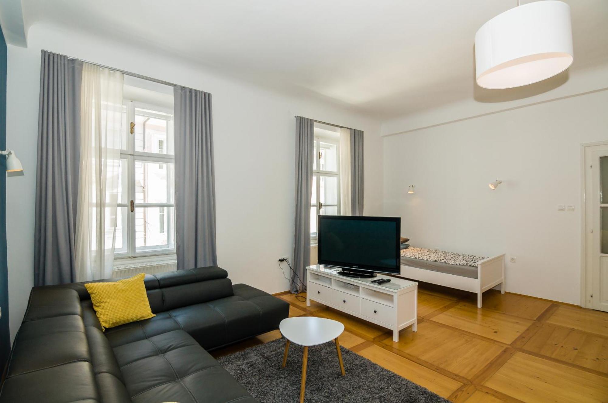 Elegant Central Apartment Ljubljana Exterior foto